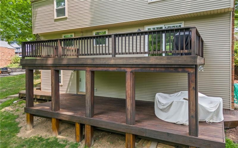 437 Hunting Creek Rd, Canonsburg, 15317, 4 Bedrooms Bedrooms, 11 Rooms Rooms,2.1 BathroomsBathrooms,Residential,For Sale,Hunting Creek Rd,1766371