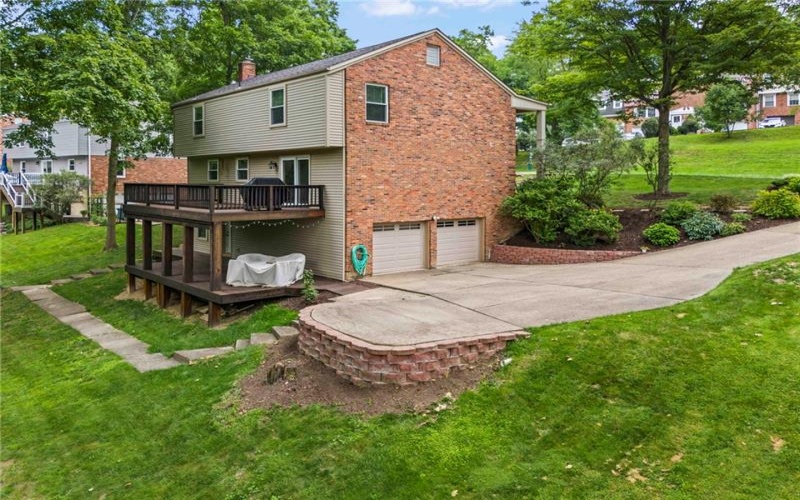 437 Hunting Creek Rd, Canonsburg, 15317, 4 Bedrooms Bedrooms, 11 Rooms Rooms,2.1 BathroomsBathrooms,Residential,For Sale,Hunting Creek Rd,1766371
