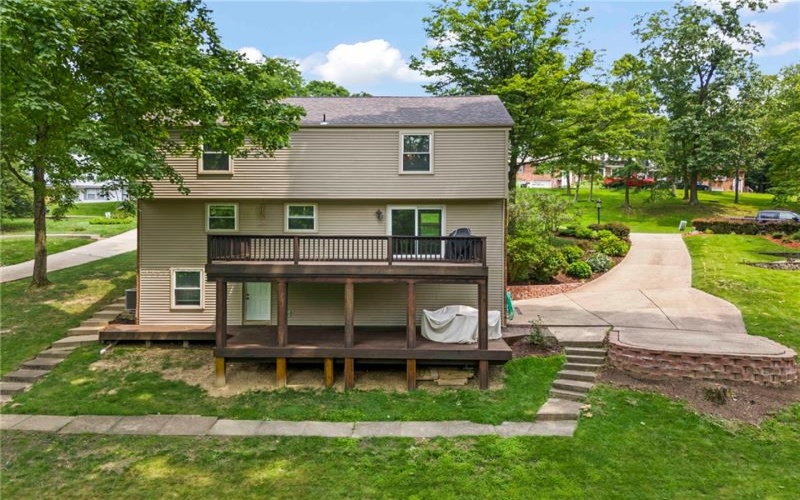 437 Hunting Creek Rd, Canonsburg, 15317, 4 Bedrooms Bedrooms, 11 Rooms Rooms,2.1 BathroomsBathrooms,Residential,For Sale,Hunting Creek Rd,1766371