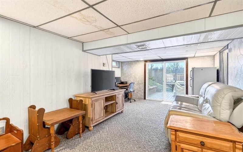 1952 Colleen Dr., North Huntingdon, 15642, 3 Bedrooms Bedrooms, 9 Rooms Rooms,1 BathroomBathrooms,Residential,For Sale,Colleen Dr.,1766388