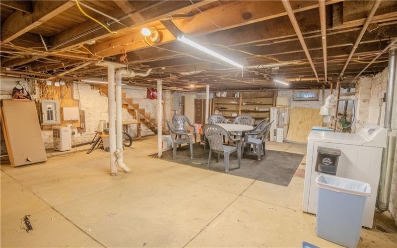 375 Richhill Street, Waynesburg, 15370, 5 Bedrooms Bedrooms, ,2 BathroomsBathrooms,Residential,For Sale,Richhill Street,1766406