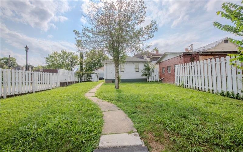 375 Richhill Street, Waynesburg, 15370, 5 Bedrooms Bedrooms, ,2 BathroomsBathrooms,Residential,For Sale,Richhill Street,1766406