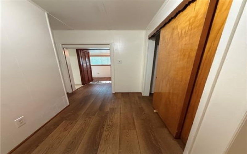 905 W Wylie Avenue, Washington, 15301, 2 Bedrooms Bedrooms, ,1 BathroomBathrooms,Lease,For Rent,W Wylie Avenue,1767706