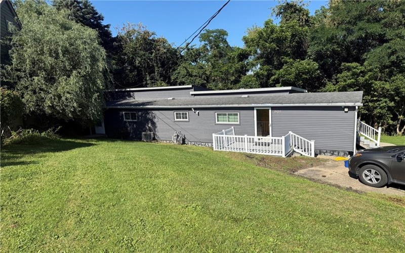 905 W Wylie Avenue, Washington, 15301, 2 Bedrooms Bedrooms, ,1 BathroomBathrooms,Lease,For Rent,W Wylie Avenue,1767706