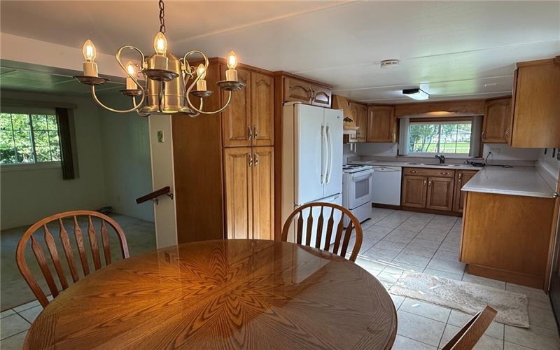 905 W Wylie Avenue, Washington, 15301, 2 Bedrooms Bedrooms, ,1 BathroomBathrooms,Lease,For Rent,W Wylie Avenue,1767706
