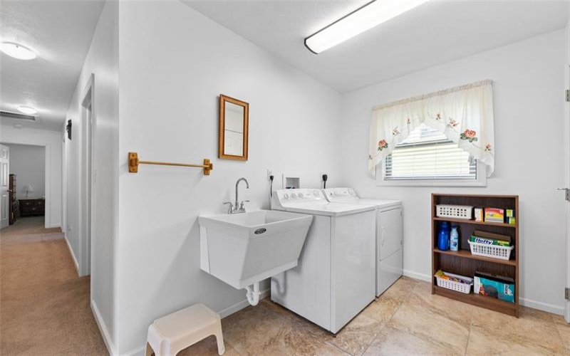 27 Mannina Avenue, Dunlevy, 15432, 2 Bedrooms Bedrooms, 7 Rooms Rooms,1 BathroomBathrooms,Residential,For Sale,Mannina Avenue,1766414