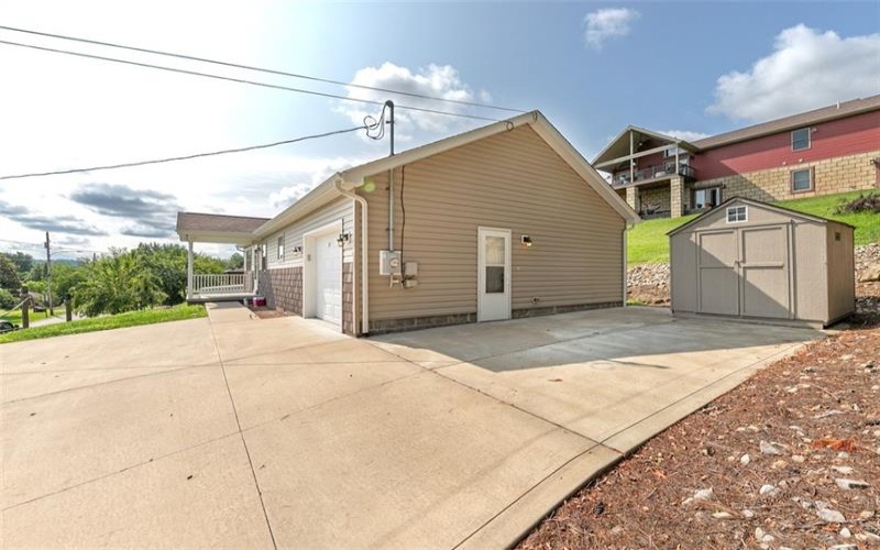 27 Mannina Avenue, Dunlevy, 15432, 2 Bedrooms Bedrooms, 7 Rooms Rooms,1 BathroomBathrooms,Residential,For Sale,Mannina Avenue,1766414