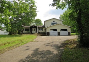237 Everson Valley Rd, Connellsville, 15425, 4 Bedrooms Bedrooms, ,2.1 BathroomsBathrooms,Residential,For Sale,Everson Valley Rd,1766423 237 Everson Valley Rd, Connellsville, 15425, 4 Bedrooms Bedrooms, ,2.1 BathroomsBathrooms,Residential,For Sale,Everson Valley Rd,1766423