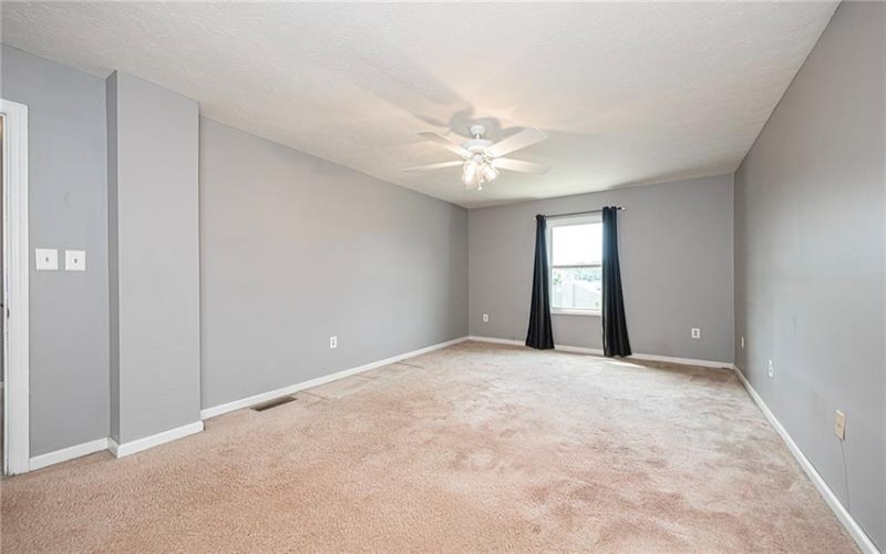 116 Damian Ct, Jeannette, 15644, 4 Bedroom Bedrooms, 9 Room Rooms,2.1 BathroomBathrooms,Residential,For Sale,Damian Ct,1767731