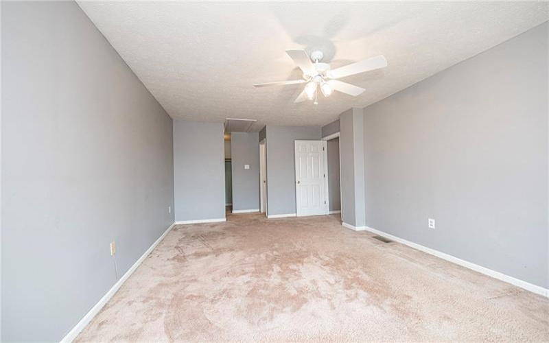 116 Damian Ct, Jeannette, 15644, 4 Bedroom Bedrooms, 9 Room Rooms,2.1 BathroomBathrooms,Residential,For Sale,Damian Ct,1767731