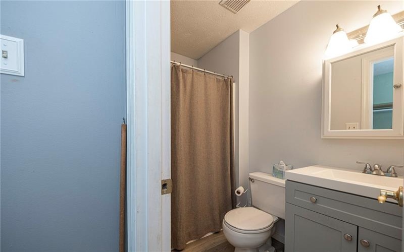 116 Damian Ct, Jeannette, 15644, 4 Bedroom Bedrooms, 9 Room Rooms,2.1 BathroomBathrooms,Residential,For Sale,Damian Ct,1767731
