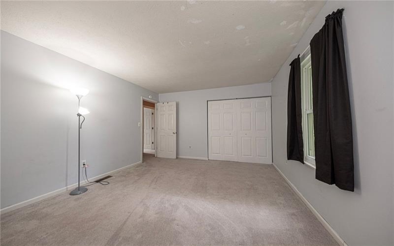 116 Damian Ct, Jeannette, 15644, 4 Bedroom Bedrooms, 9 Room Rooms,2.1 BathroomBathrooms,Residential,For Sale,Damian Ct,1767731