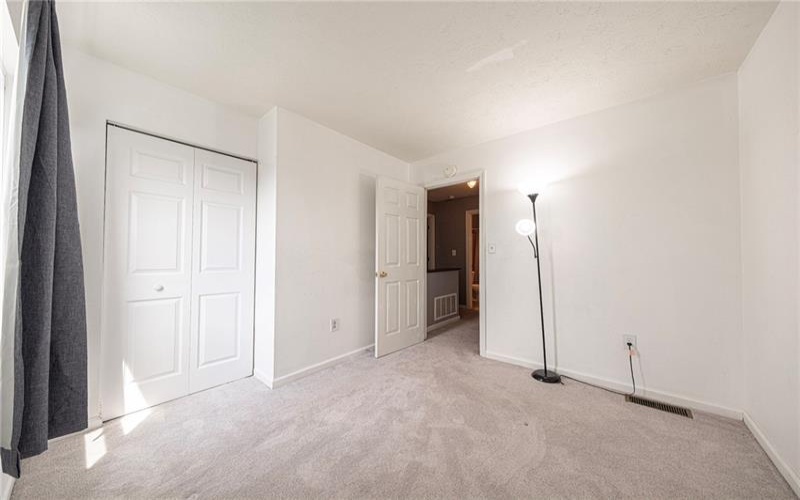 116 Damian Ct, Jeannette, 15644, 4 Bedroom Bedrooms, 9 Room Rooms,2.1 BathroomBathrooms,Residential,For Sale,Damian Ct,1767731