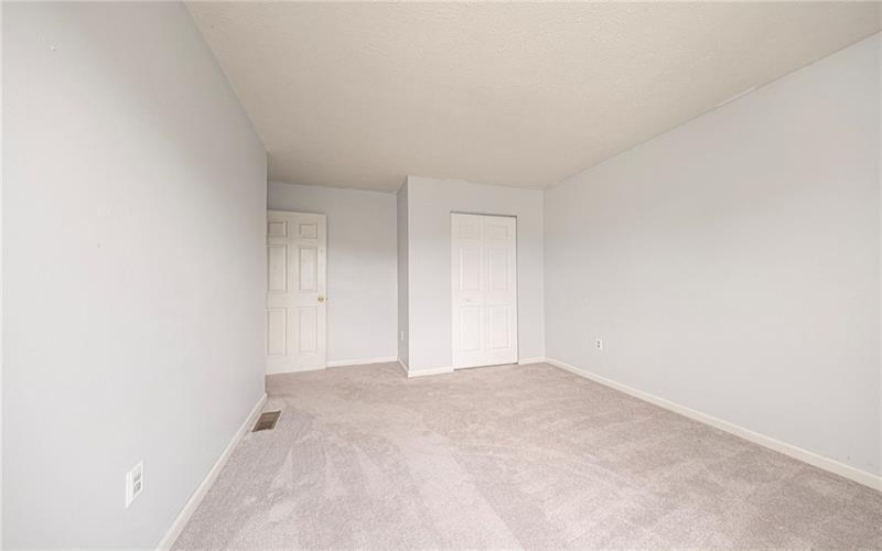 116 Damian Ct, Jeannette, 15644, 4 Bedroom Bedrooms, 9 Room Rooms,2.1 BathroomBathrooms,Residential,For Sale,Damian Ct,1767731