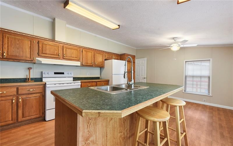 431 Illinois Ln, Irwin, 15642, 3 Bedroom Bedrooms, 7 Room Rooms,2 BathroomBathrooms,Residential,For Sale,Illinois Ln,1767739