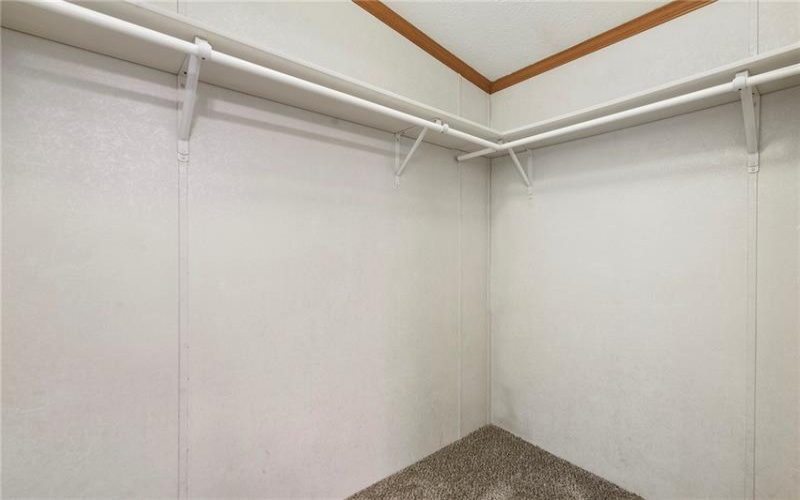 431 Illinois Ln, Irwin, 15642, 3 Bedroom Bedrooms, 7 Room Rooms,2 BathroomBathrooms,Residential,For Sale,Illinois Ln,1767739