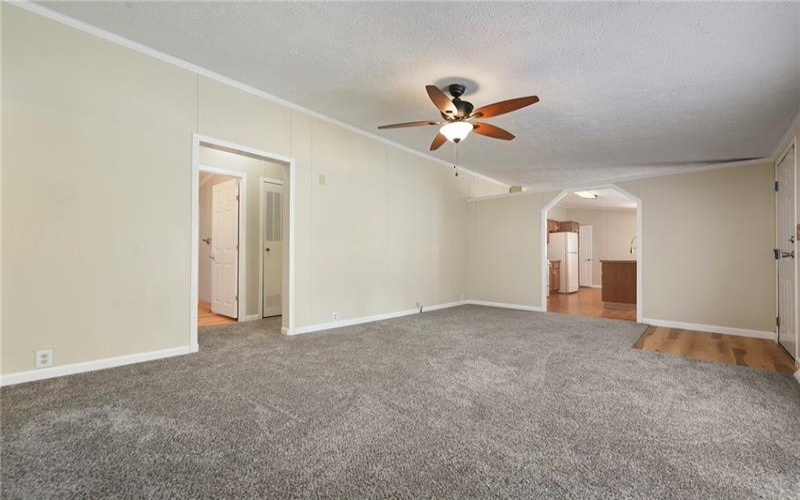 431 Illinois Ln, Irwin, 15642, 3 Bedroom Bedrooms, 7 Room Rooms,2 BathroomBathrooms,Residential,For Sale,Illinois Ln,1767739