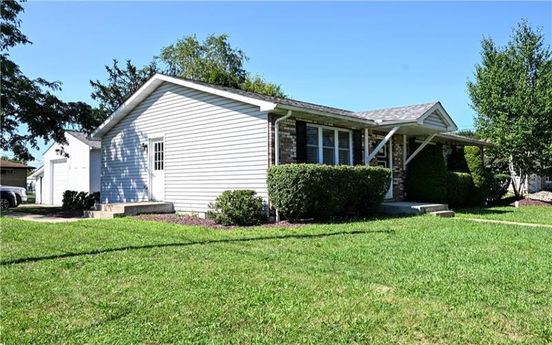 217 Vernon Ave, Belle Vernon, 15012, 3 Bedrooms Bedrooms, ,1.1 BathroomsBathrooms,Residential,For Sale,Vernon Ave,1766461