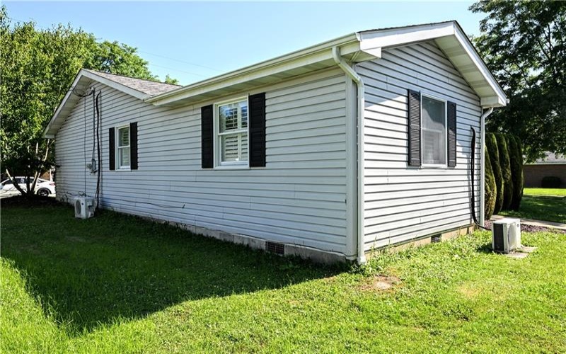 217 Vernon Ave, Belle Vernon, 15012, 3 Bedrooms Bedrooms, ,1.1 BathroomsBathrooms,Residential,For Sale,Vernon Ave,1766461