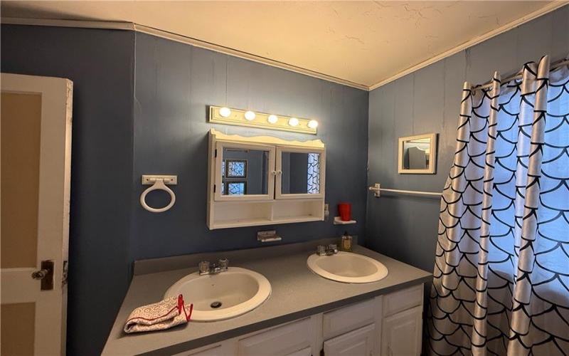 29 Hallam Ave, Washington, 15301, 3 Bedrooms Bedrooms, ,1 BathroomBathrooms,Residential,For Sale,Hallam Ave,1767751