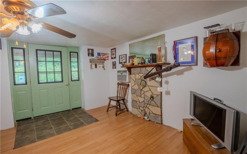 103 Wise Rd, Greensboro, 15338, 3 Bedrooms Bedrooms, ,1 BathroomBathrooms,Residential,For Sale,Wise Rd,1766474