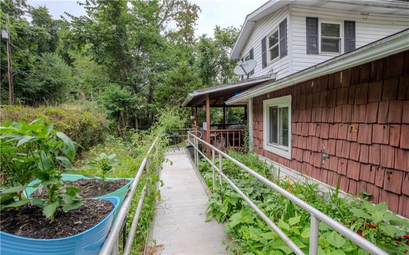 103 Wise Rd, Greensboro, 15338, 3 Bedrooms Bedrooms, ,1 BathroomBathrooms,Residential,For Sale,Wise Rd,1766474