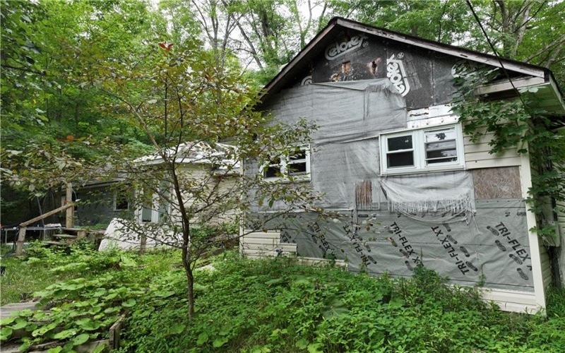 103 Wise Rd, Greensboro, 15338, 3 Bedrooms Bedrooms, ,1 BathroomBathrooms,Residential,For Sale,Wise Rd,1766474
