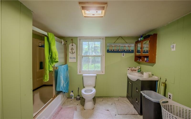 103 Wise Rd, Greensboro, 15338, 3 Bedrooms Bedrooms, ,1 BathroomBathrooms,Residential,For Sale,Wise Rd,1766474