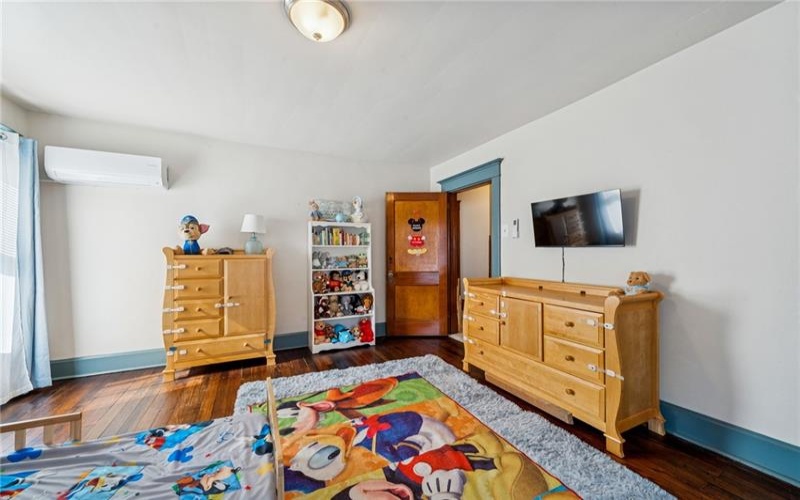 42 Highland Ave, Burgettstown, 15021, 4 Bedrooms Bedrooms, 9 Rooms Rooms,2.1 BathroomsBathrooms,Residential,For Sale,Highland Ave,1767784