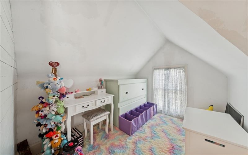 42 Highland Ave, Burgettstown, 15021, 4 Bedrooms Bedrooms, 9 Rooms Rooms,2.1 BathroomsBathrooms,Residential,For Sale,Highland Ave,1767784