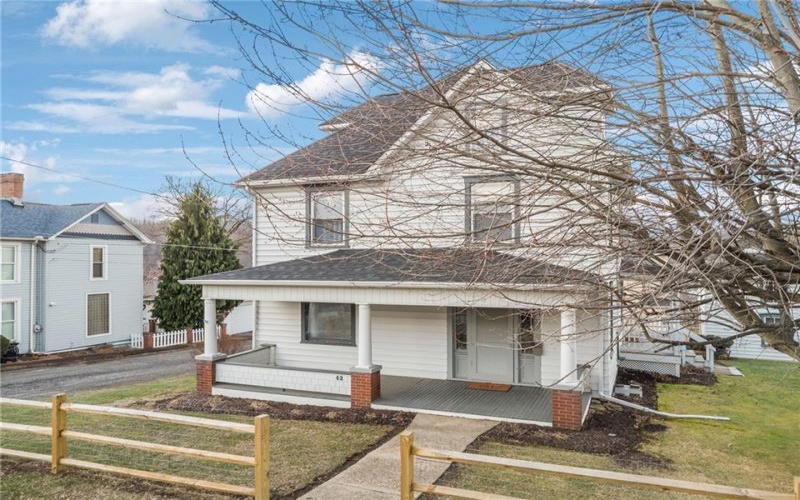 42 Highland Ave, Burgettstown, 15021, 4 Bedrooms Bedrooms, 9 Rooms Rooms,2.1 BathroomsBathrooms,Residential,For Sale,Highland Ave,1767784