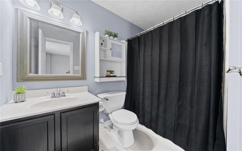16 Cinque Terra Pl, Finleyville, 15332, 3 Bedrooms Bedrooms, 8 Rooms Rooms,2.2 BathroomsBathrooms,Residential,For Sale,Cinque Terra Pl,1766490
