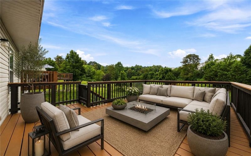 16 Cinque Terra Pl, Finleyville, 15332, 3 Bedrooms Bedrooms, 8 Rooms Rooms,2.2 BathroomsBathrooms,Residential,For Sale,Cinque Terra Pl,1766490