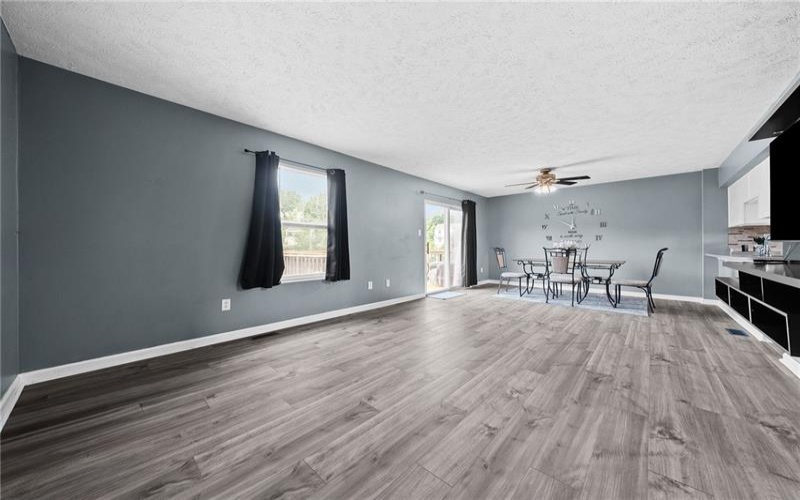 16 Cinque Terra Pl, Finleyville, 15332, 3 Bedrooms Bedrooms, 8 Rooms Rooms,2.2 BathroomsBathrooms,Residential,For Sale,Cinque Terra Pl,1766490