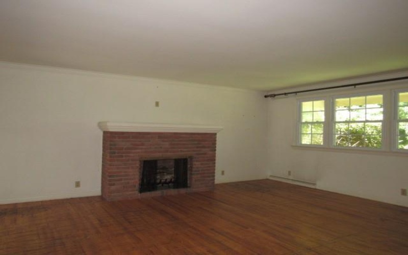410 Crestridge Drive, Greensburg, 15601, 3 Bedrooms Bedrooms, 8 Rooms Rooms,2 BathroomsBathrooms,Residential,For Sale,Crestridge Drive,1764754