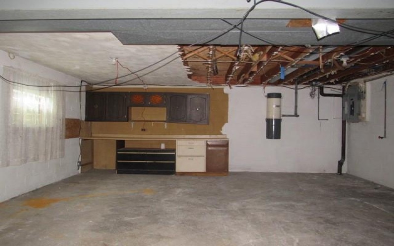 410 Crestridge Drive, Greensburg, 15601, 3 Bedrooms Bedrooms, 8 Rooms Rooms,2 BathroomsBathrooms,Residential,For Sale,Crestridge Drive,1764754