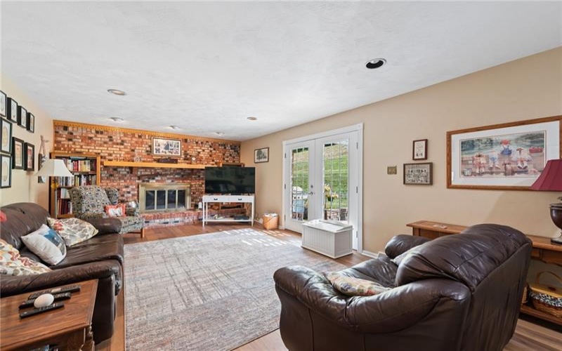 1120 Depot Street, 15697, 15697, 4 Bedrooms Bedrooms, 10 Rooms Rooms,2.1 BathroomsBathrooms,Residential,For Sale,Depot Street,1764772
