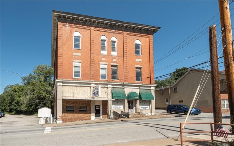 513 Main St, Bentleyville, 15314, ,Commercial-industrial-business,For Sale,Main St,1767797