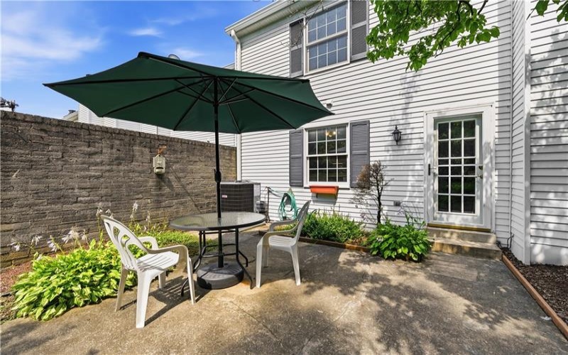 149 ROSCOMMON PLACE, Canonsburg, 15317, 3 Bedrooms Bedrooms, 8 Rooms Rooms,2.1 BathroomsBathrooms,Residential,For Sale,ROSCOMMON PLACE,1764775