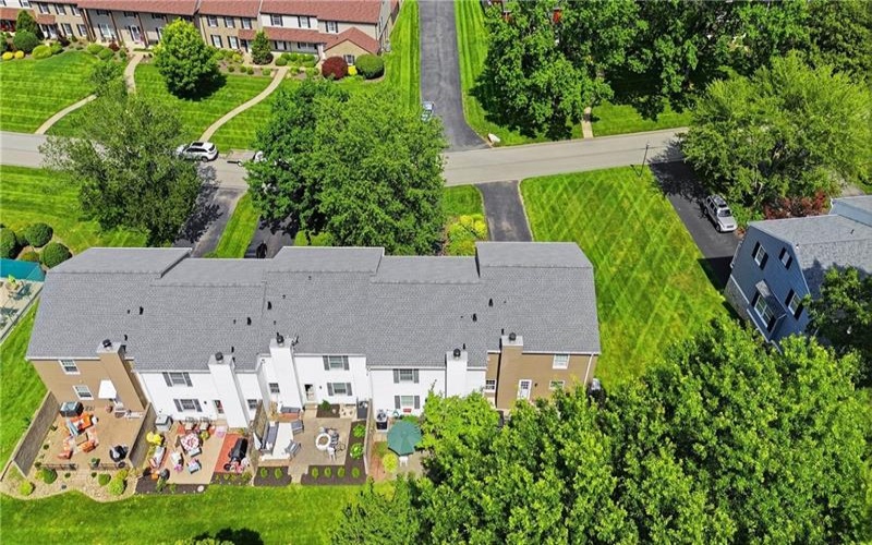 149 ROSCOMMON PLACE, Canonsburg, 15317, 3 Bedrooms Bedrooms, 8 Rooms Rooms,2.1 BathroomsBathrooms,Residential,For Sale,ROSCOMMON PLACE,1764775
