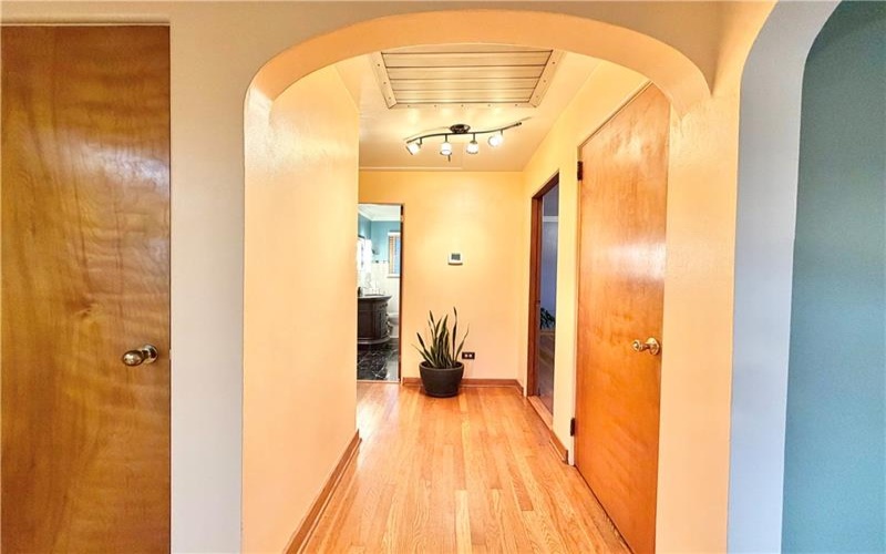 1285 Harrison City Export Rd, Jeannette, 15644, 2 Bedrooms Bedrooms, 8 Rooms Rooms,2 BathroomsBathrooms,Residential,For Sale,Harrison City Export Rd,1766510