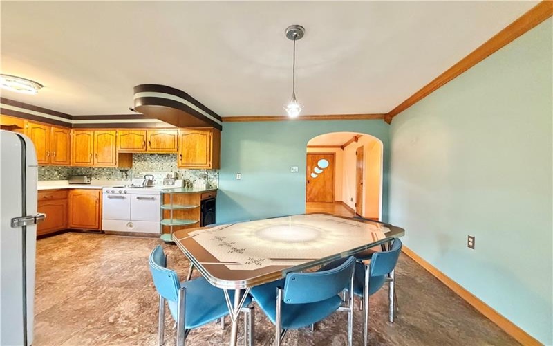 1285 Harrison City Export Rd, Jeannette, 15644, 2 Bedrooms Bedrooms, 8 Rooms Rooms,2 BathroomsBathrooms,Residential,For Sale,Harrison City Export Rd,1766510