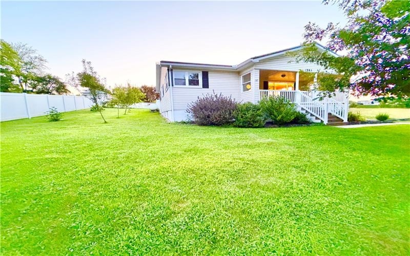 1285 Harrison City Export Rd, Jeannette, 15644, 2 Bedrooms Bedrooms, 8 Rooms Rooms,2 BathroomsBathrooms,Residential,For Sale,Harrison City Export Rd,1766510