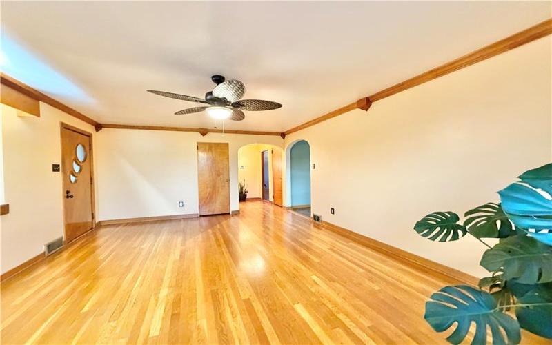 1285 Harrison City Export Rd, Jeannette, 15644, 2 Bedrooms Bedrooms, 8 Rooms Rooms,2 BathroomsBathrooms,Residential,For Sale,Harrison City Export Rd,1766510