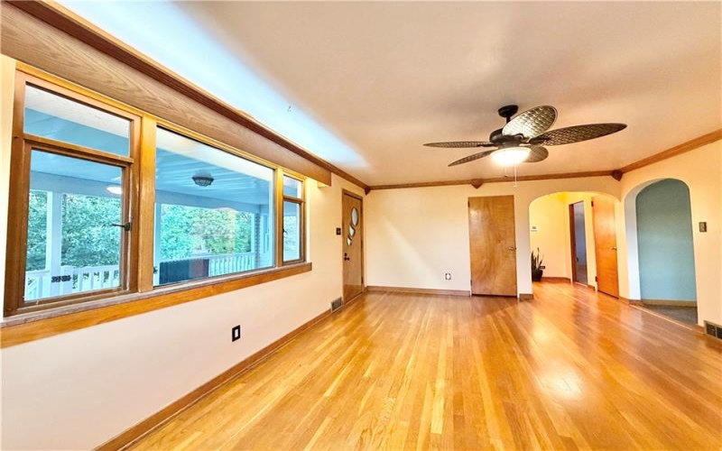 1285 Harrison City Export Rd, Jeannette, 15644, 2 Bedrooms Bedrooms, 8 Rooms Rooms,2 BathroomsBathrooms,Residential,For Sale,Harrison City Export Rd,1766510