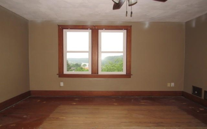 410 Shaffner Avenue, Brownsville, 15417, 3 Bedrooms Bedrooms, 6 Rooms Rooms,1 BathroomBathrooms,Residential,For Sale,Shaffner Avenue,1764777