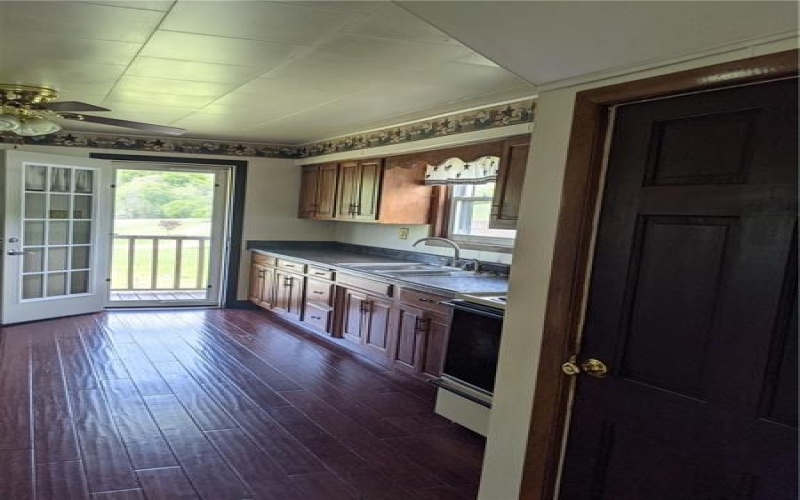 428 Barneys Rd., Perryopolis, 15473, 3 Bedrooms Bedrooms, ,1.1 BathroomsBathrooms,Lease,For Rent,Barneys Rd.,1767806