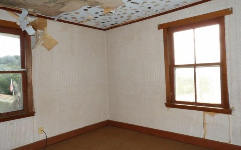 39 Walnut Avenue, Dunbar, 15431, 3 Bedrooms Bedrooms, ,1.1 BathroomsBathrooms,Residential,For Sale,Walnut Avenue,1767817