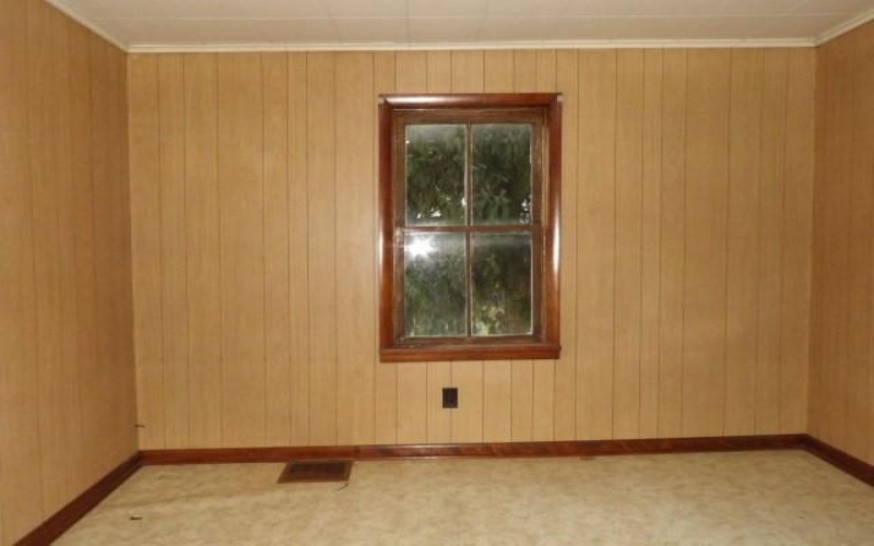 39 Walnut Avenue, Dunbar, 15431, 3 Bedrooms Bedrooms, ,1.1 BathroomsBathrooms,Residential,For Sale,Walnut Avenue,1767817