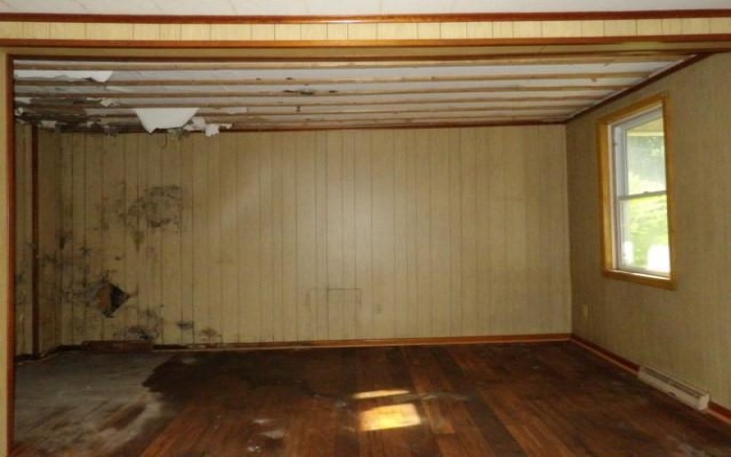 39 Walnut Avenue, Dunbar, 15431, 3 Bedrooms Bedrooms, ,1.1 BathroomsBathrooms,Residential,For Sale,Walnut Avenue,1767817
